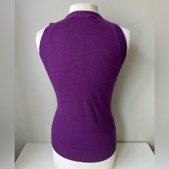 VTG D&G Cashmere Silk Sleeveless Deep V-Neck Top Shirt Knit Sweater Y2K Womens M - Picture 3 of 16